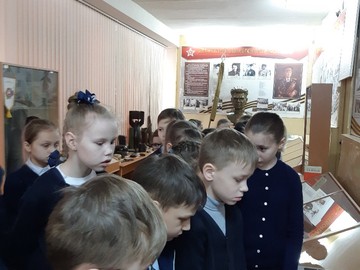 3И класс посетил Музей Боевой Славы : Фото №