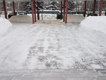 Уборка территории от снега и наледи 21.01.2021 г. : Фото №