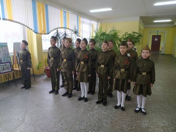 В #НОШ2 состоялось торжественное открытие военно-патриотического месячника : Фото №