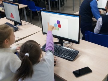 Ученики 3В класса посещают занятия по компьютерной грамотности : Фото №