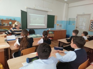 В рамках «Киноуроков» школьники обсудили фильм «Наследники Победы» : Фото №