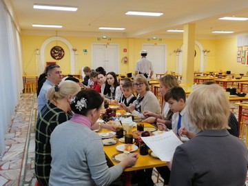 В #НОШ2 продолжается реализация республиканского проекта «Завтрак с директором» : Фото №