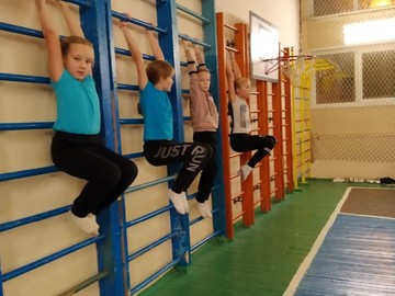 »Гибкие» вести из секции гимнастики #НОШ2 : Фото №