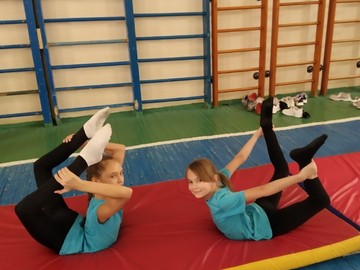 »Гибкие» вести из секции гимнастики #НОШ2 : Фото №