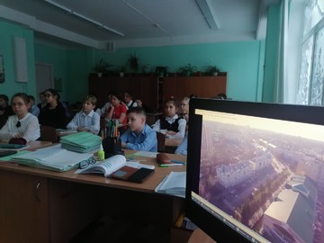 В 4М классе прошел Единый урок «Чебоксары – город трудовой доблести» : Фото №