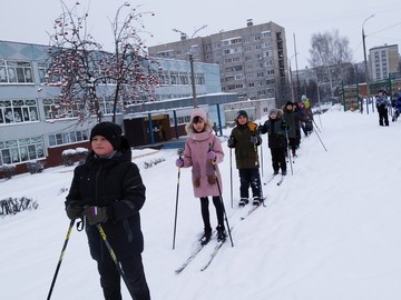 В #НОШ2 открылся лыжный сезон : Фото №