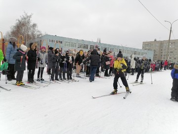 Ученики #НОШ2 присоединились к Всероссийской лыжной гонке «Лыжня России - 2022» : Фото №