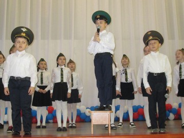 Конкурс инсценированной военно-патриотической песни среди 2-ых классов : Фото №