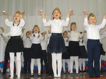 Конкурс инсценированной военно-патриотической песни среди 2-ых классов : Фото №