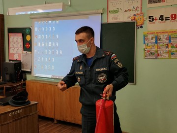 В #НОШ2 состоялся Всероссийский урок ОБЖ, приуроченный ко Дню пожарной охраны России : Фото №