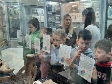 Ученики 1Т класса отправились на экскурсию в Национальный музей : Фото №
