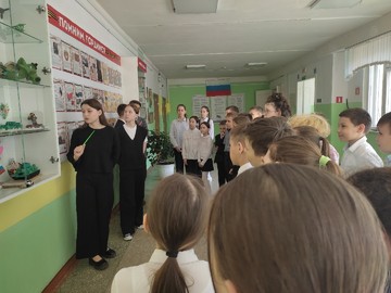 В рамках проекта «Школьные музеи» ученики 3И класса посетили музей гимназии 46 : Фото №