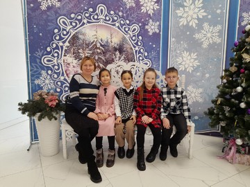 Ученики #НОШ2 посетили сказку «Снежная Королева» в ТЮЗе : Фото №