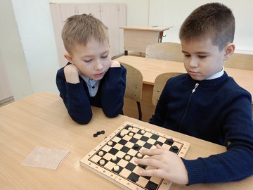 В кружке «Шашки» прошел шашечный турнир : Фото №