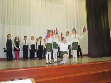 Конкурс инсценированной военно-патриотической песни среди 3 классов : Фото №