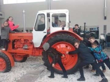 3 Л класс на экскурсии в Музее трактора : Фото №