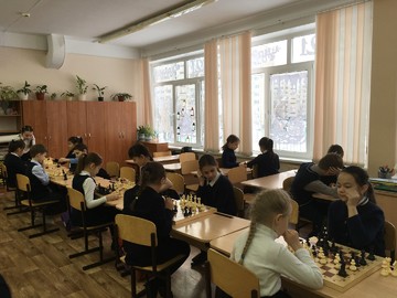 В 3 Л классе прошёл шахматный турнир : Фото №