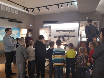 2Л класс посетил Музей В. И. Чапаева : Фото №