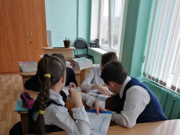 В 4М и 4Д классах прошли открытые уроки по чувашскому языку : Фото №